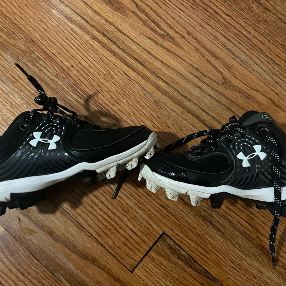 Little Boys Under Armour Baseball Cleats